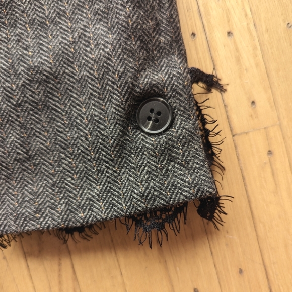 Grey Woven Blazer with Lace Details - Picture 2 of 3